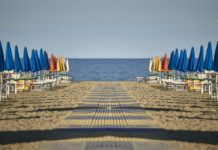 Playaya, l’ombrellone in sharing a portata di click su iPhone e Android Playaya, l’ombrellone in sharing a portata di click su iPhone e Android