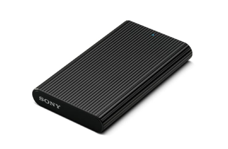 Sony SL-E, l’SSD carta di credito, pesa 50 grammi ed offre fino a 960 GB