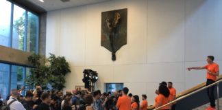 WWDC 2018, il saluto di Tim Cook, ingresso tramite Face ID e Touch ID