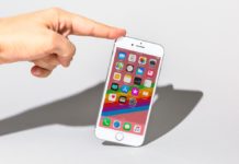 iPhone precipita da aereo, resta intatto e funzionante iPhone precipita da aereo, ritrovato intatto grazie a Trova il mio iPhone