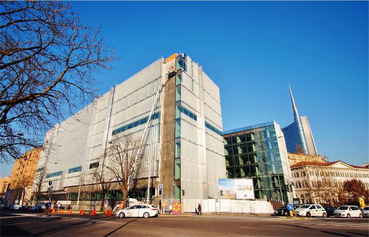 Amazon crea 1.700 posti di lavoro in Italia entro fine anno Amazon crea 1.700 posti di lavoro in Italia entro fine anno