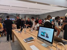 Come sono nati gli Apple Store: Steve Jobs, Ron Johnson e il Genius Bar Apple Piazza Liberty: lo store