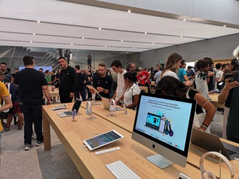 Come sono nati gli Apple Store: Steve Jobs, Ron Johnson e il Genius Bar