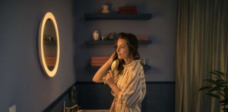 Philips Adore porta l’illuminazione HomeKit nello specchio da bagno