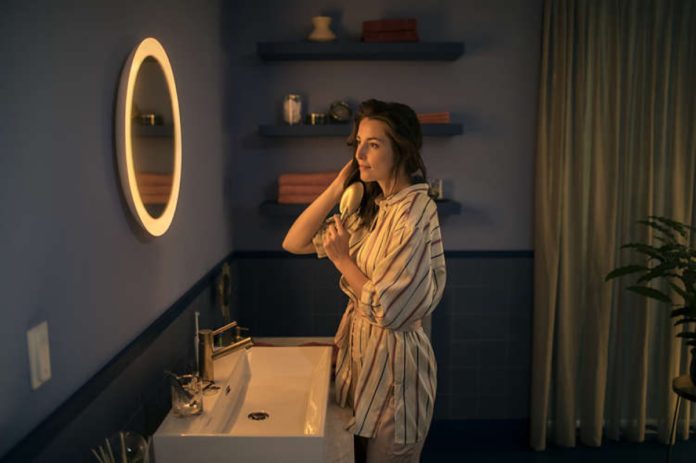 Philips Adore porta l’illuminazione HomeKit nello specchio da bagno