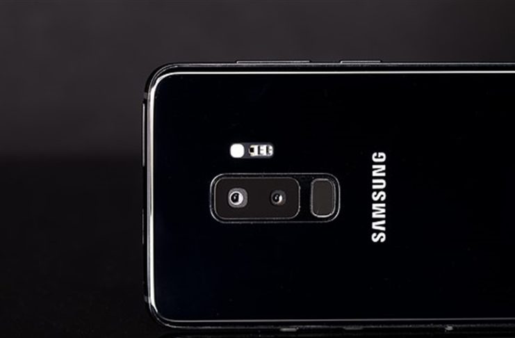 Nuove conferme: Galaxy S10 come iPhone 2018, tre modelli e stessa grandezza