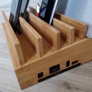 Recensione stazione di ricarica Avantree in bamboo: 100W, 10 USB e spazio a mai finire