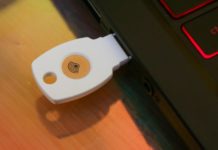 Google Titan Security Key, ecco la chiavetta di sicurezza di Google