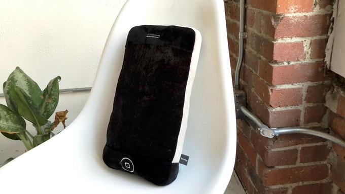 Ecco i cuscini per i nostalgici Apple