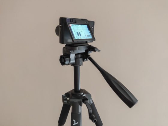 Recensione cavalletto video Andoer, riprese fluide con reflex e smartphone