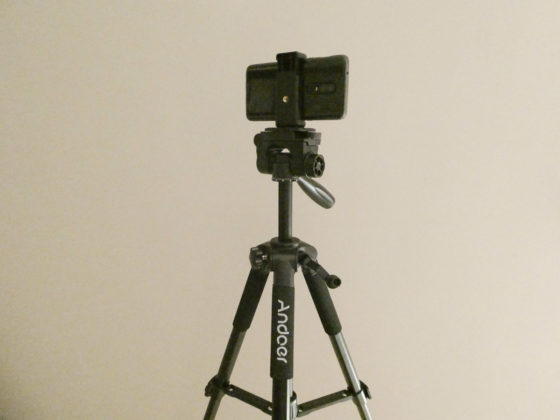 Recensione cavalletto video Andoer, riprese fluide con reflex e smartphone