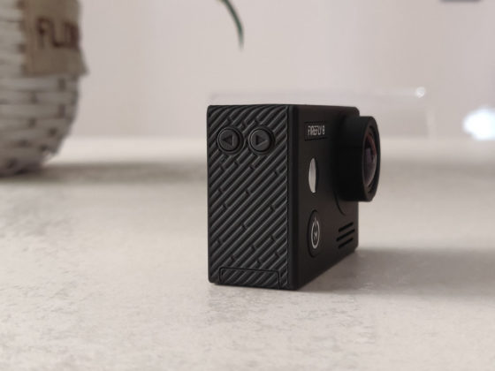 FireFly 8, action cam 4K con slow motion fino a 240 fps