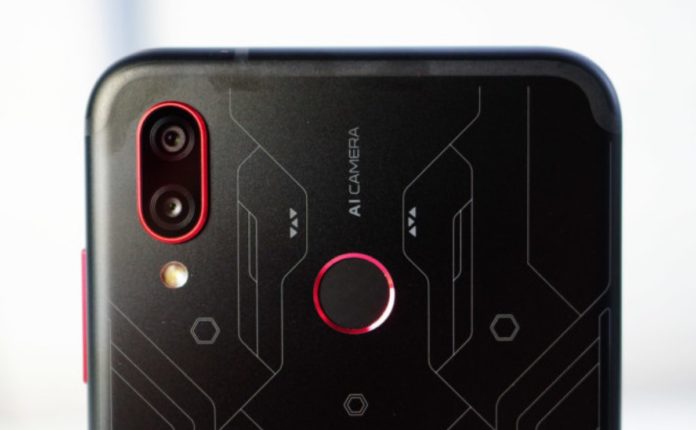 Huawei Honor Play, lo smartphone per i videogiocatori