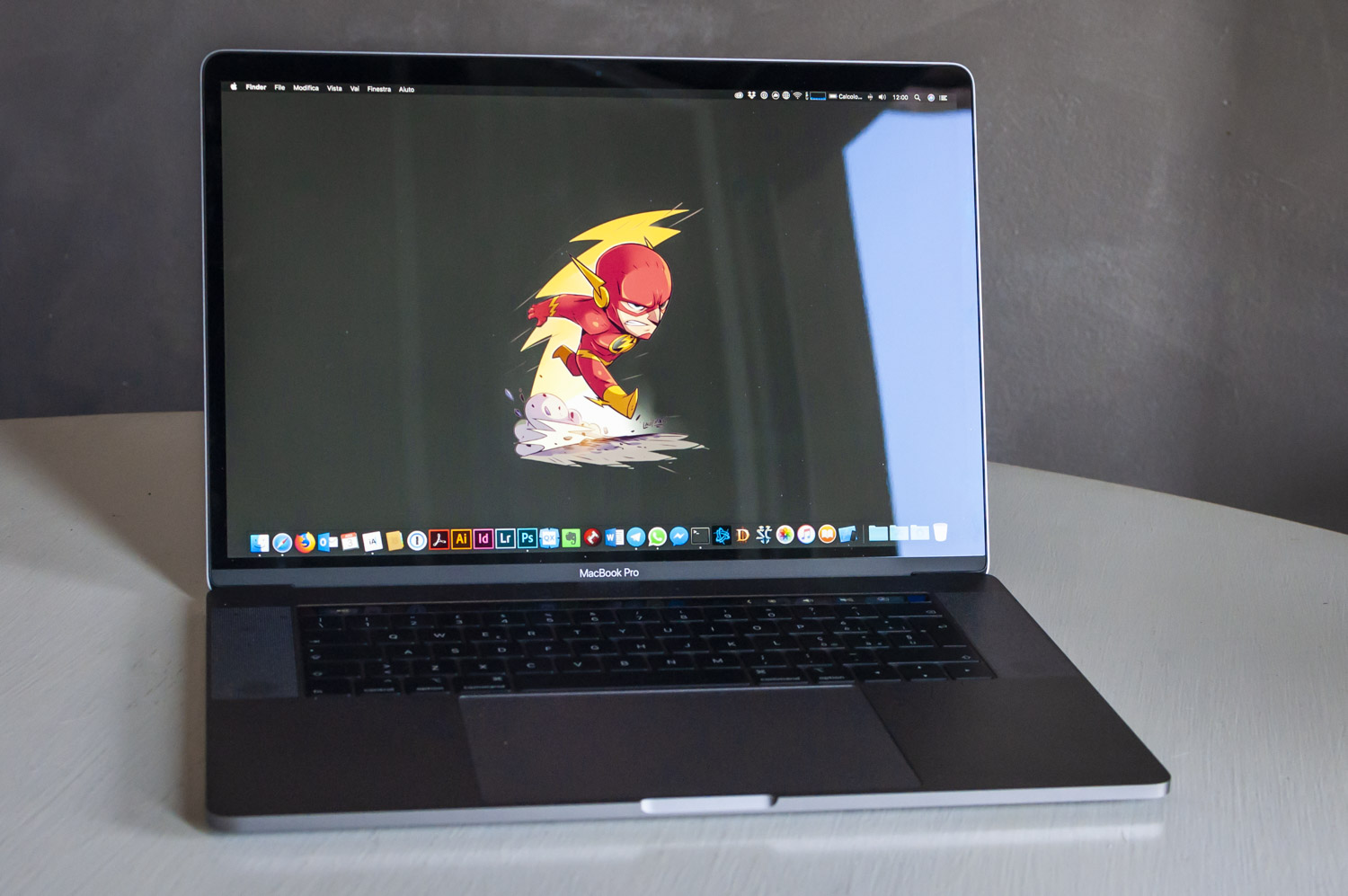 Recensione MacBook Pro 2018 da 15″, Apple ridefinisce il termine “professionale”