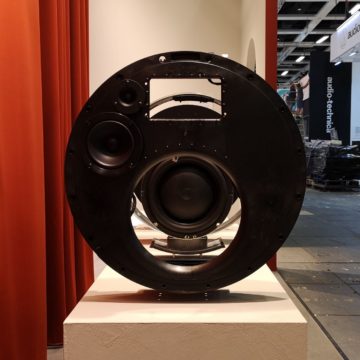 IFA 2018: Beosound Edge di B&O è l’altoparlante che sembra una scultura