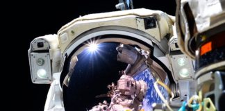 Fatti un selfie nello spazio con la nuova app della NASA