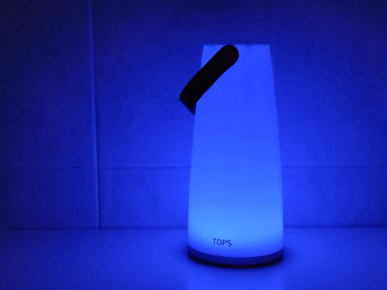 TOPS, la lanterna wireless con controlli touch