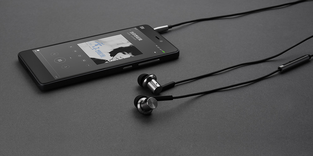 Cuffie Xiaomi Hybrid IV, per soli 13 Euro suonano come quelle da 100