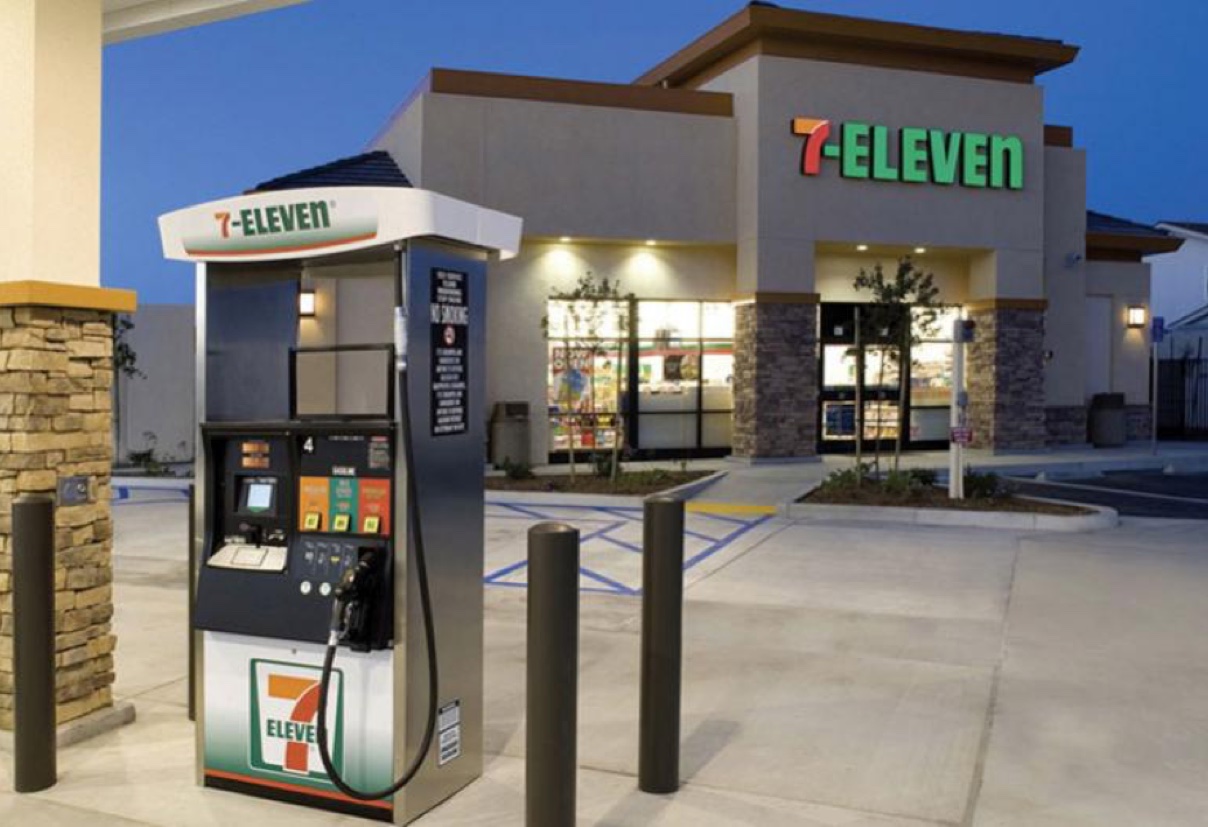 Colpo da maestro di Apple Pay, sbarca in oltre 10.000 negozi 7Eleven