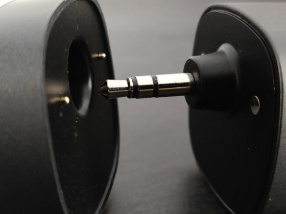 Recensione Elecwave EB06, ricevitore BT per auto con caricatore integrato