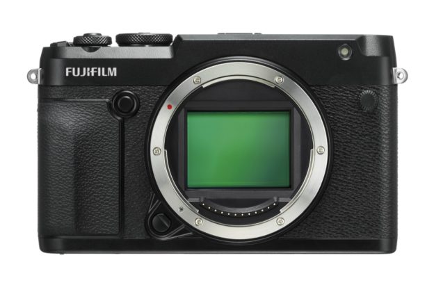 Fujifilm GFX 50R, la mirrorless medio formato con 51.4 MP