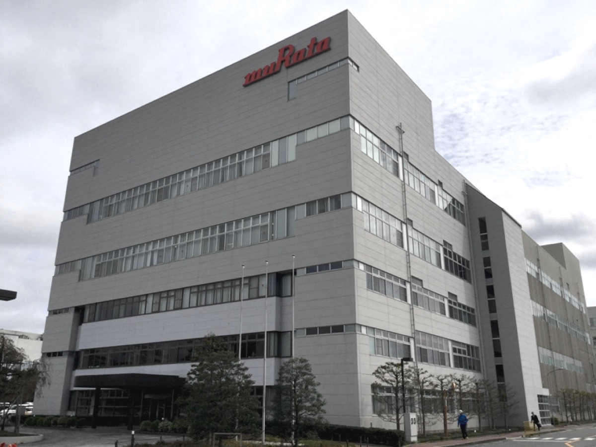 I nuovi iPhone golosi di componenti, Murata investe 354 milioni di dollari