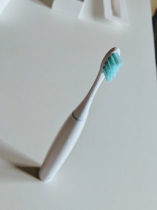 Recensione Oclean Air, lo spazzolino sonico smart che fa sorridere anche il portafoglio