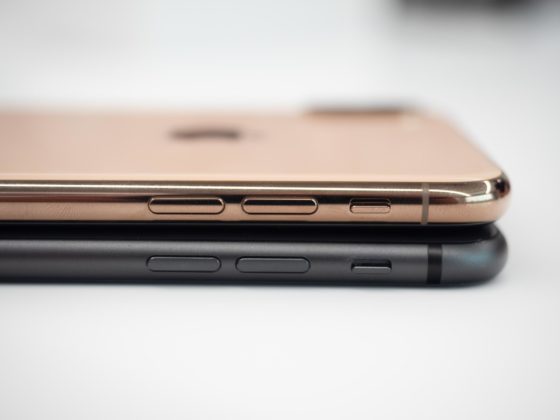i nuovi iPhone XS e XS Max arrivano nei negozi: li abbiamo aperti per voi