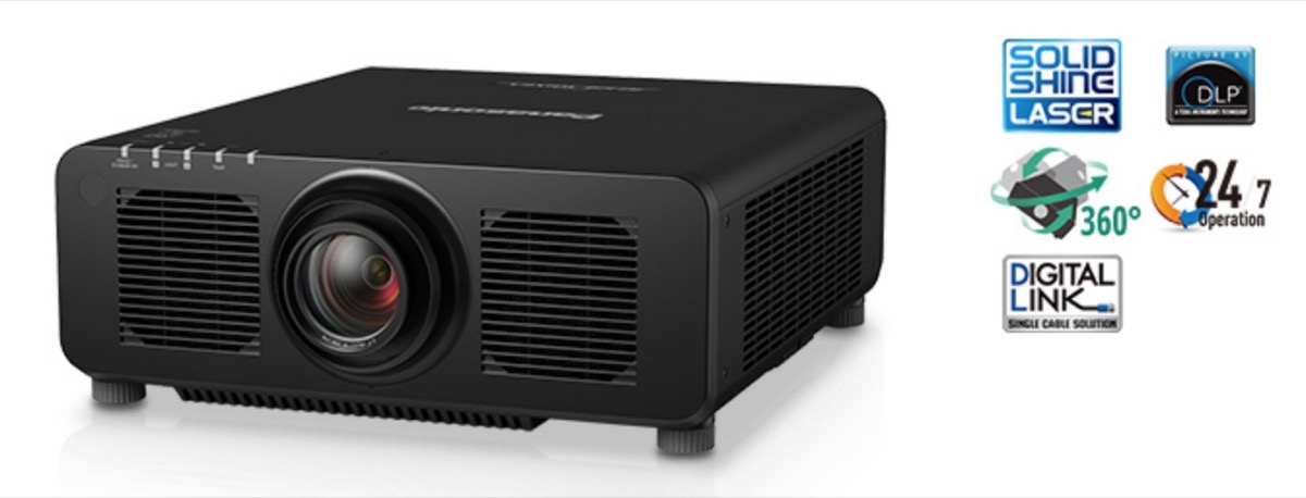 Panasonic PT-RZ120, videoproiettore 4K con luminosità 12.000 lumen