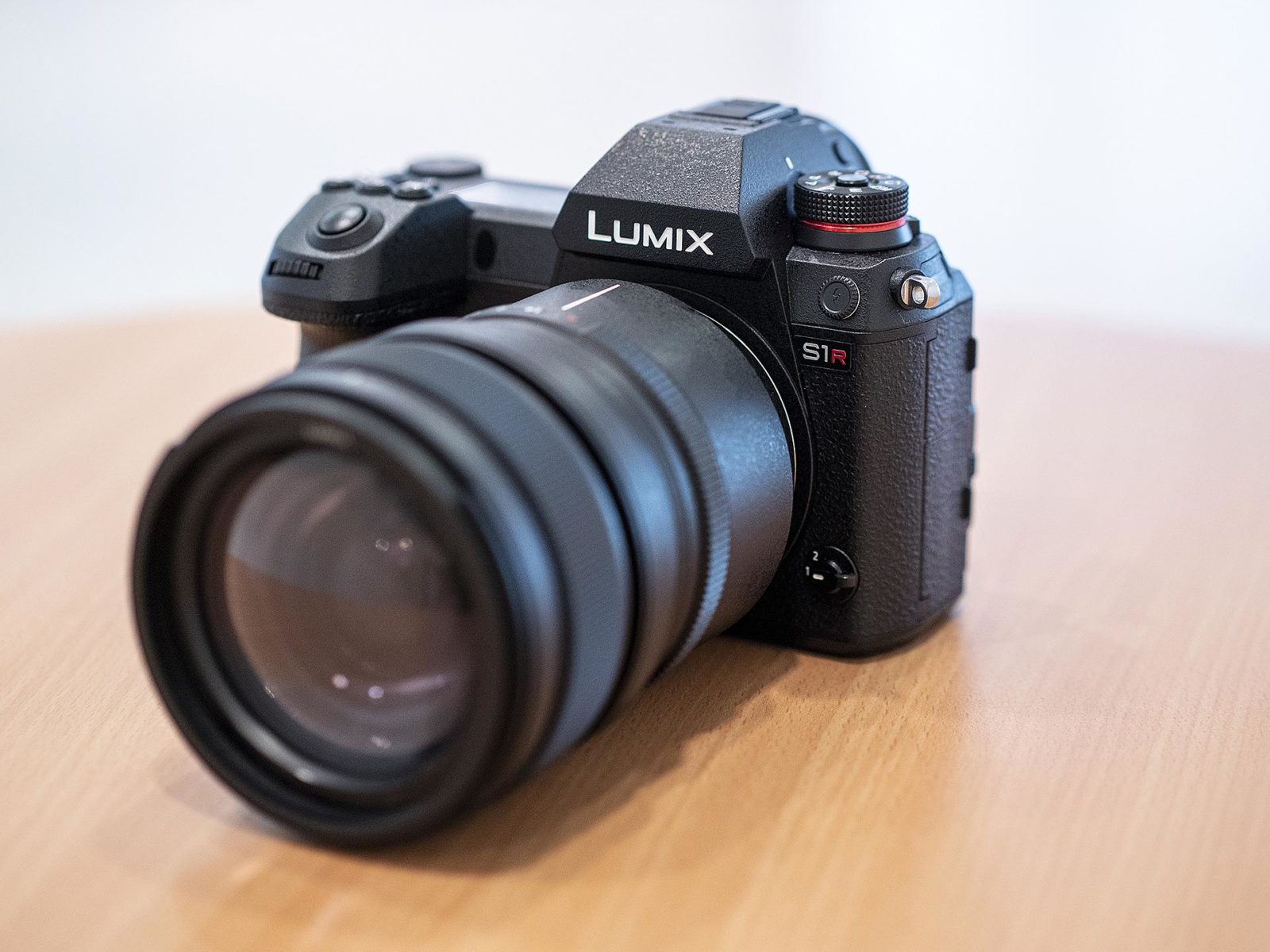 Da Panasonic due fotocamere full frame e con Sigma e Leica il sistema full frame L