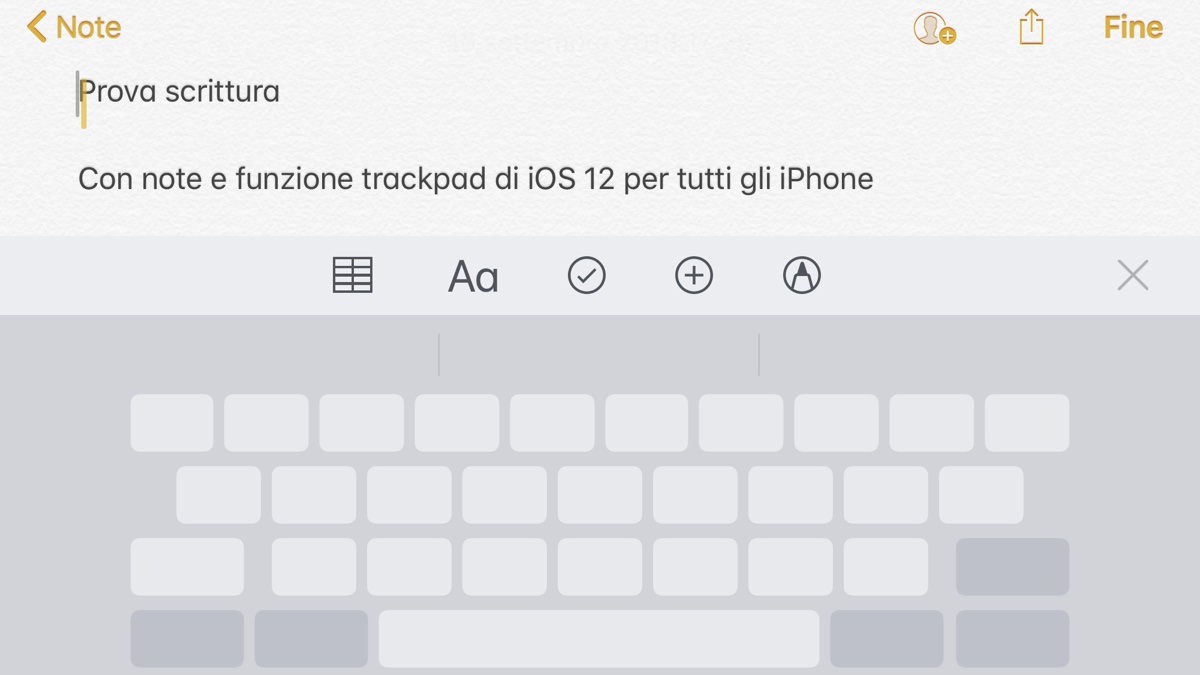Con iOS 12 tutti possono usare la modalità trackpad della tastiera