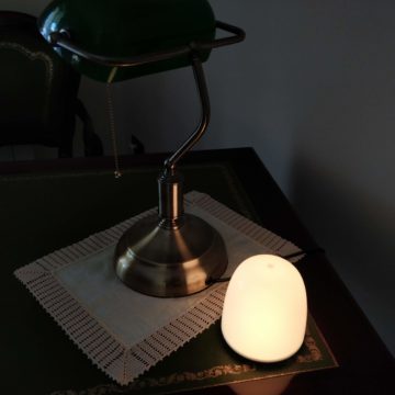 Recensione Utorch, 10 euro per riempire il buio di atmosfera