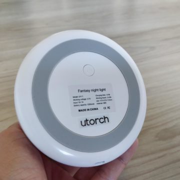Recensione Utorch, 10 euro per riempire il buio di atmosfera