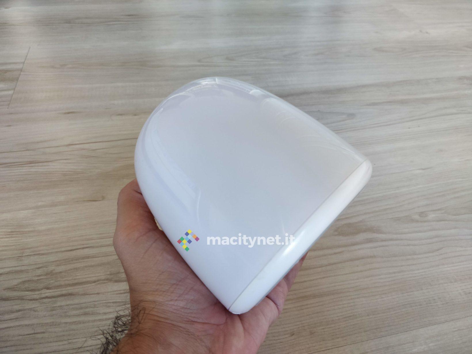 Recensione Utorch, 10 euro per riempire il buio di atmosfera Recensione Utorch, 10 euro per riempire il buio di atmosfera