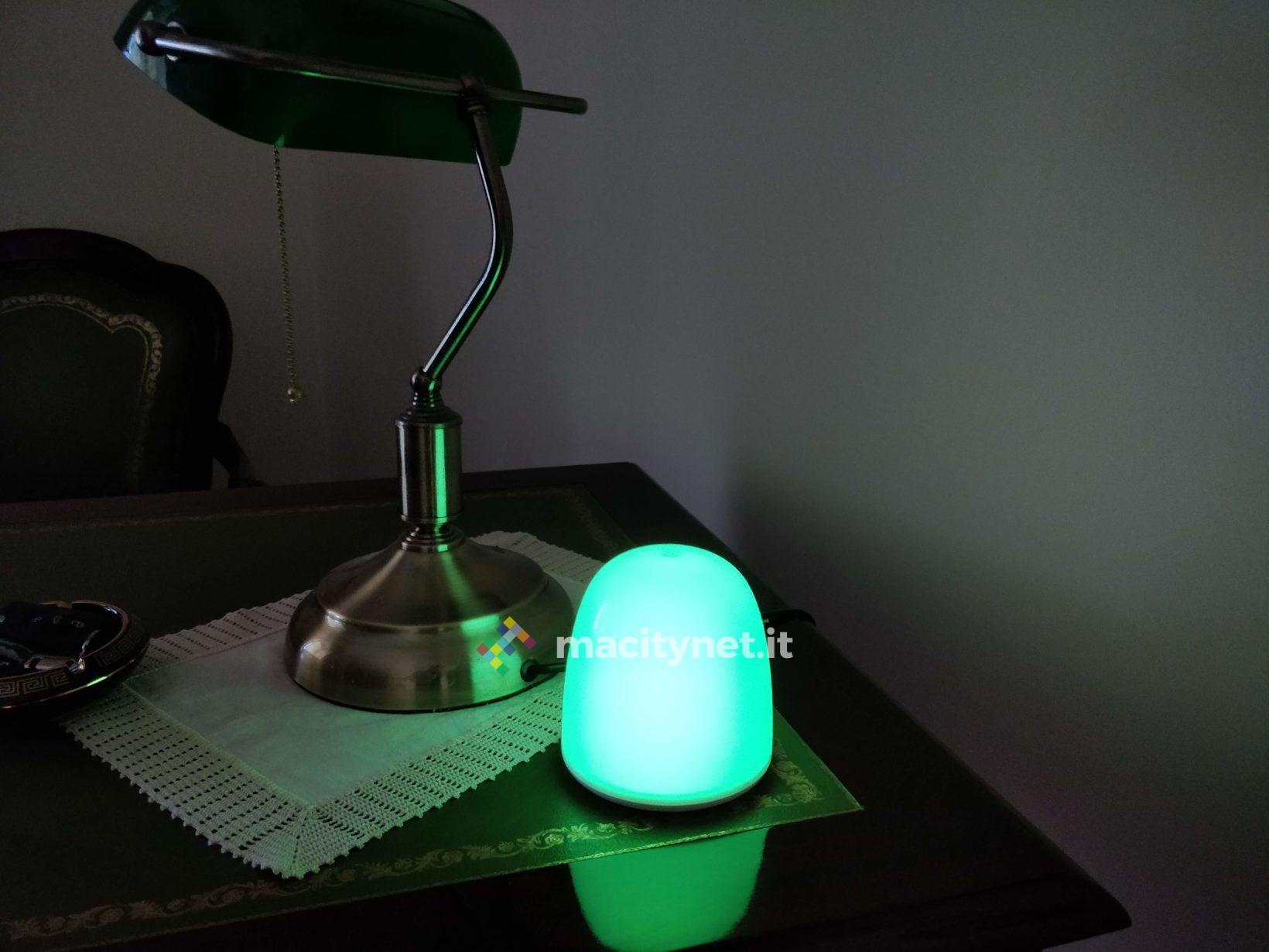 Recensione Utorch, 10 euro per riempire il buio di atmosfera Recensione Utorch, 10 euro per riempire il buio di atmosfera