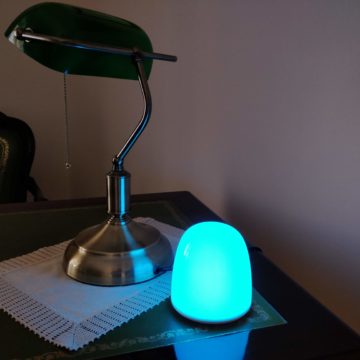 Recensione Utorch, 10 euro per riempire il buio di atmosfera