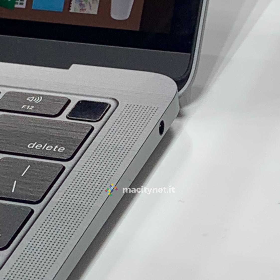 Hands on Mac Book Air 2018: i dettagli del MacBook per tutti Hands on Mac Book Air 2018: i dettagli del MacBook per tutti