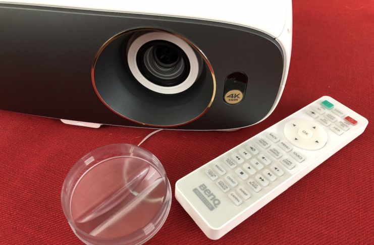 Recensione Benq W1700: proiettore 4K e HDR a poco più di mille euro