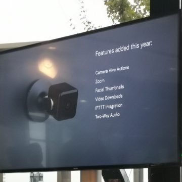 Hive View Outdoor è la telecamera da esterni che completa il sistema Hive per la casa intelligente