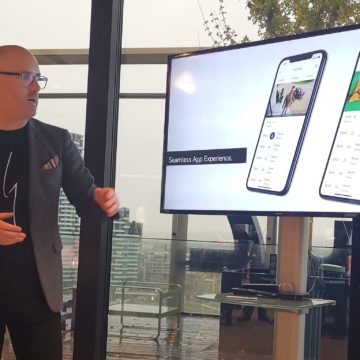 Hive View Outdoor è la telecamera da esterni che completa il sistema Hive per la casa intelligente