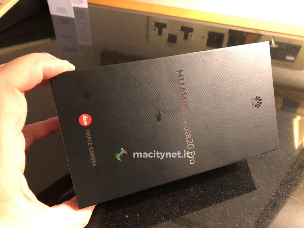 Huawei Mate 20 Pro, unboxing e primi scatti fotografici con il terminale