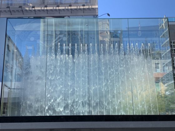 Unboxing iPhone XR italiano e prime impressioni d&#8217;uso