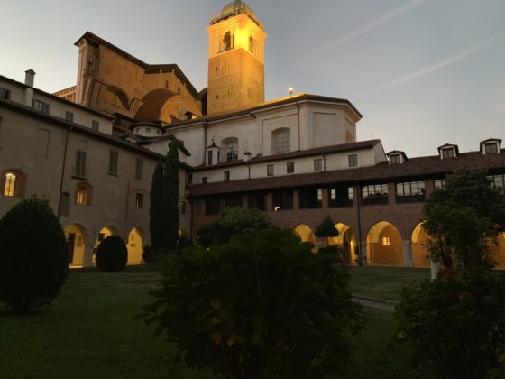 Unboxing iPhone XR italiano e prime impressioni d&#8217;uso