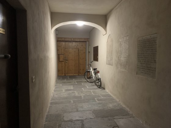 Unboxing iPhone XR italiano e prime impressioni d&#8217;uso