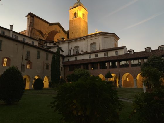 Unboxing iPhone XR italiano e prime impressioni d&#8217;uso