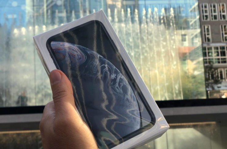 Unboxing iPhone XR italiano e prime impressioni d’uso