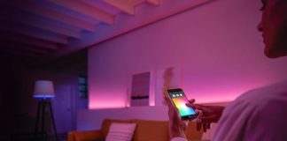 Super offerte Philips: Hue Bridge con due lampade colore 53% di sconto, striscia LED 31% di sconto