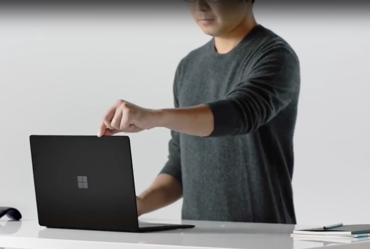 Microsoft Surface Pro 6, Laptop 2 e Studio 2: i PC che sfidano Apple e le prime cuffie Surface