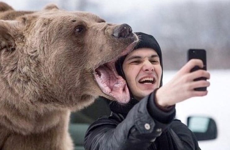 Morire di selfie: nel mondo le vittime sono più di quante pensiate