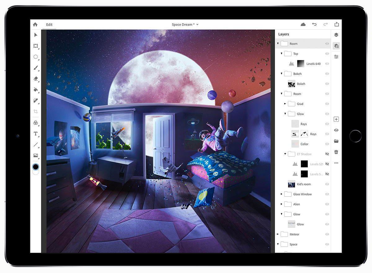 adobe max 2019 - Photoshop CC per iPad permette di aprire e lavofasre con file PSD usando i tradizionali strumenti di Photoshop, inclusa la possibilità di gestire livelli.